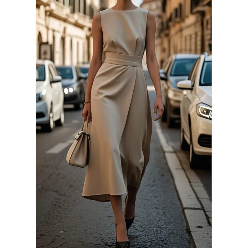 Elegant Round Neck Midi Dress